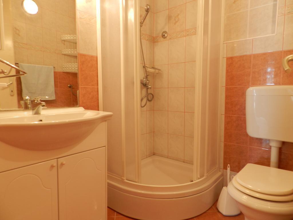 Apartment Mihalj Jadrija-Ground Floor ห้อง รูปภาพ